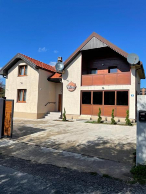Vila&Apartments Helena Kolašin